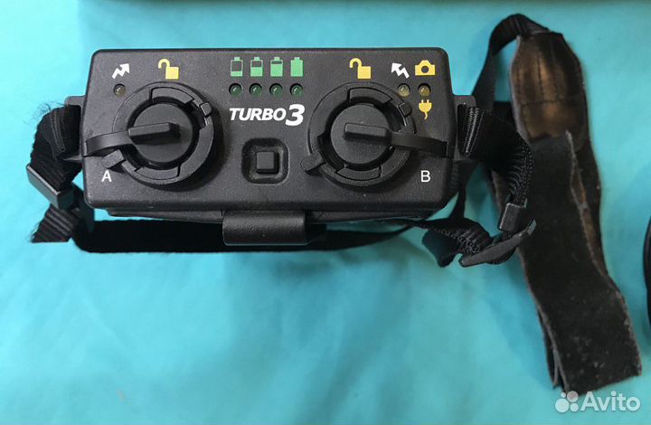 Аккамулятор Quantum Turbo 3 + кабели для вспышек