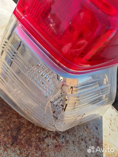 Задний фонарь toyota land cruiser prado 150