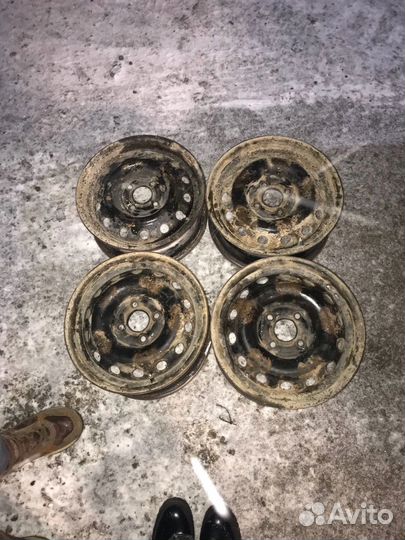 Штампы r14 4х100 Нексия