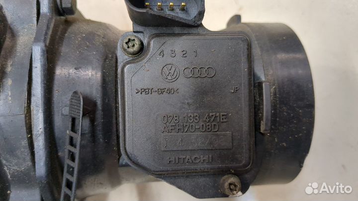 Корпус воздушного фильтра Audi A6 (C5), 2001