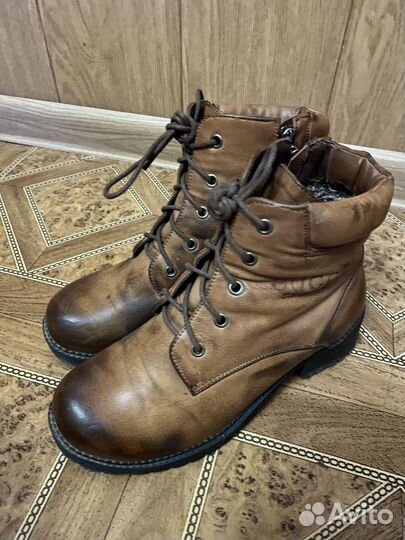 Ботинки демисезонные женские 35