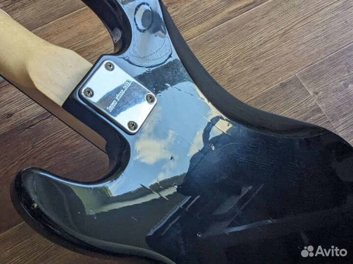 Бас гитара полный комплект