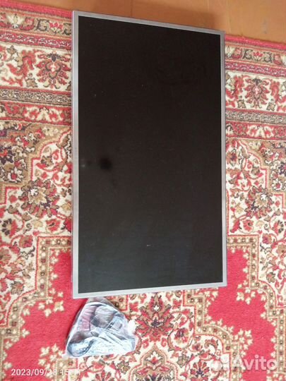 Монитор Dell 32