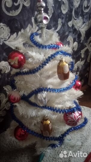 Елка новогодняя искуственная с игрушками