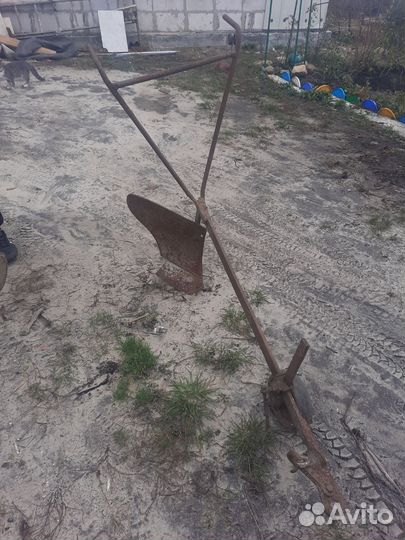 Конный плуг