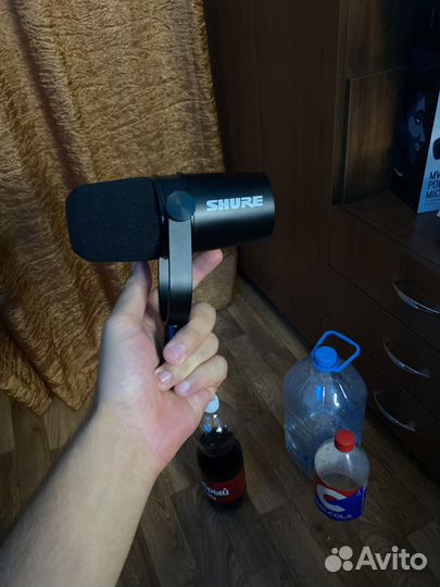 Микрофон Shure MV7X