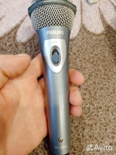 Микрофон для караоке проводной