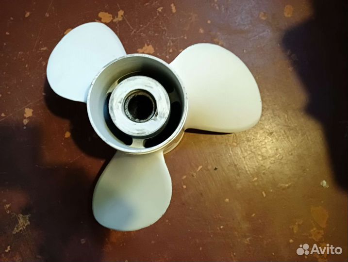 Винт гребной yamaha 60-140