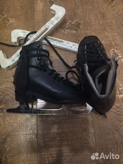 Коньки для фигурного катания wifa