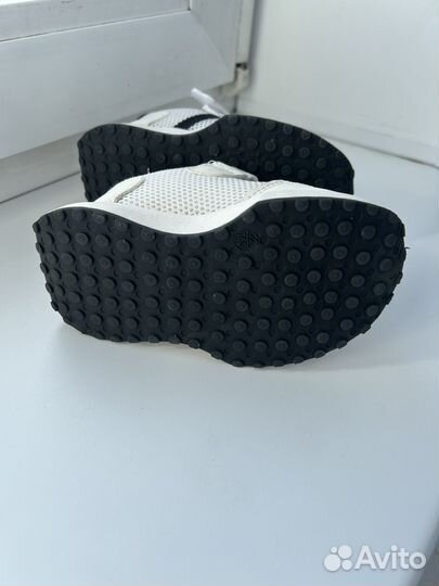 Кроссовки детские