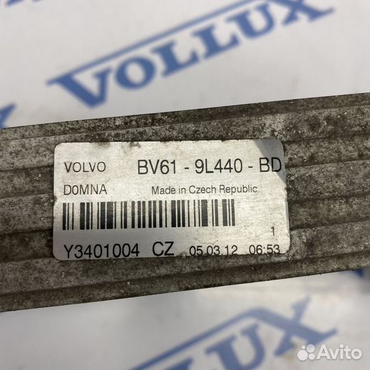 Радиатор интеркуллер Volvo S60 V60 1.6T