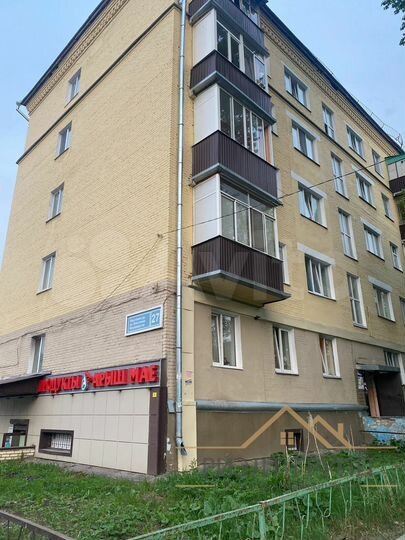 Комната 17 м² в 6-к., 2/5 эт.