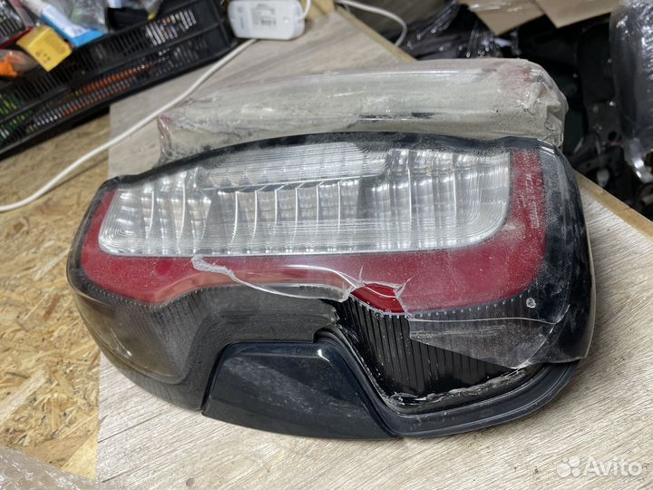 Задняя фара niva тревел