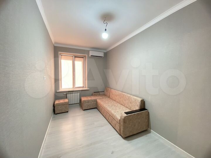 2-к. квартира, 48 м², 1/3 эт.