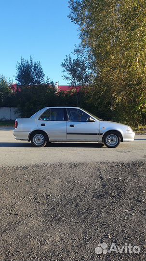 Suzuki Swift 1.3 AT, 2001, 261 000 км