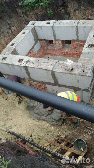 Подсобный рабочий на строительстве