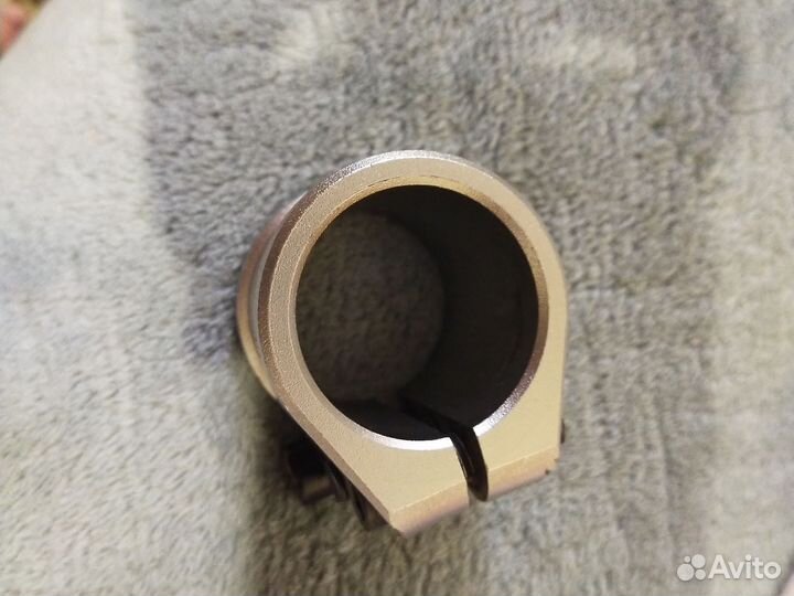 Зажим для самоката 