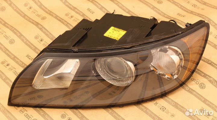 Фара левая volvo S40 V50 04-07