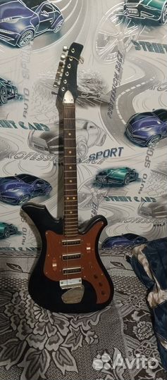 Электрогитара