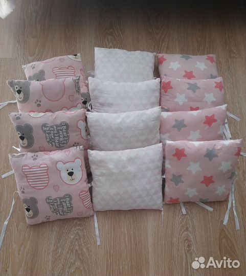 Бортики в кроватку для девочки