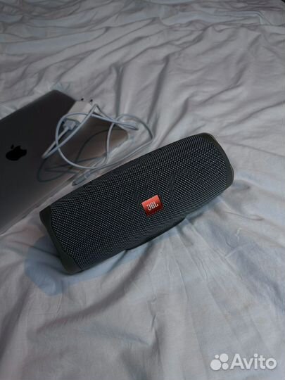 Колонка jbl charge 4
