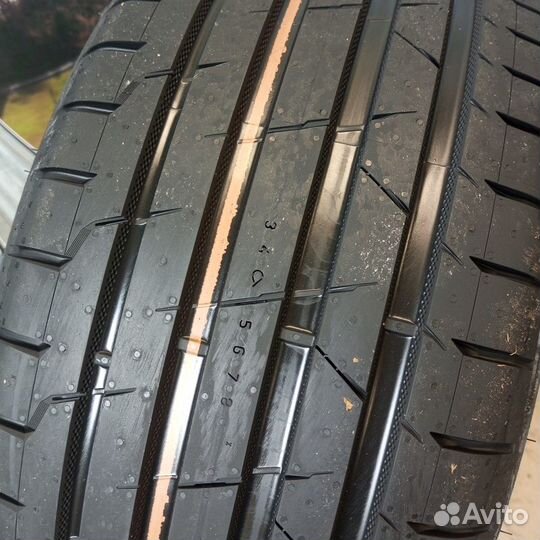 Ikon Tyres Autograph Ultra 2 225/40 R18 Y