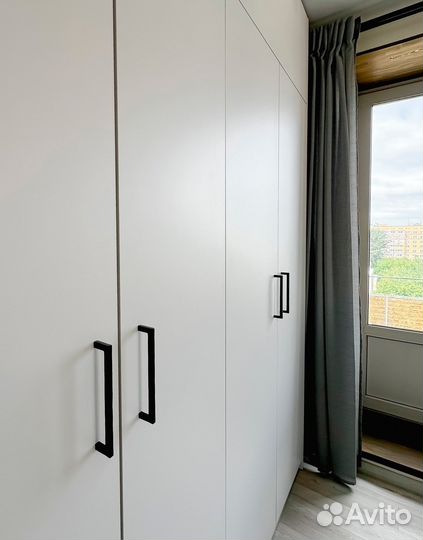 Распашной шкаф на заказ. Фабрика