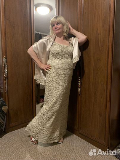 Вечернее платье