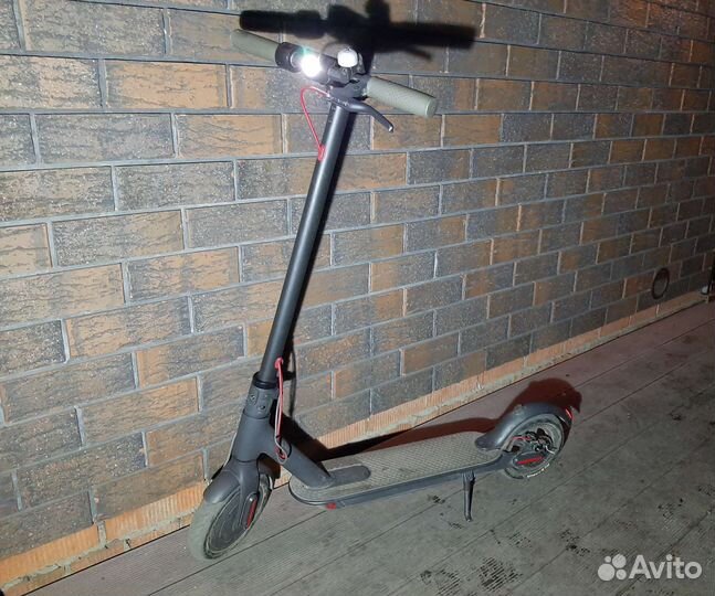 Электросамокат Xiaomi m365