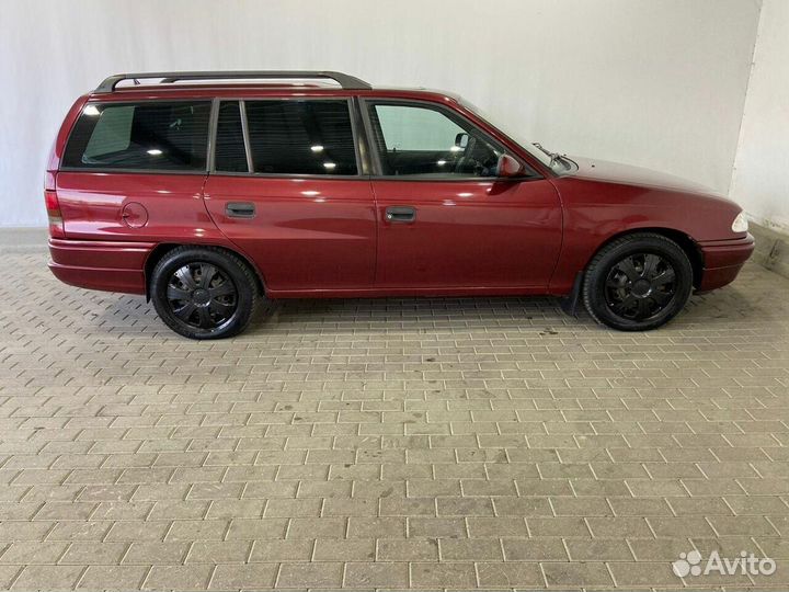 Opel Astra 1.6 МТ, 1997, 254 090 км