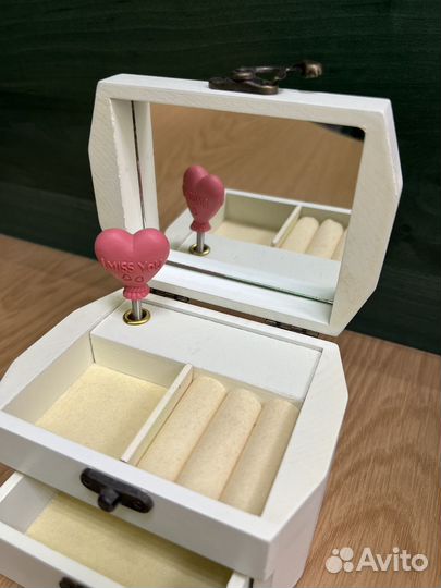 Шкатулка для украшений музыкальная