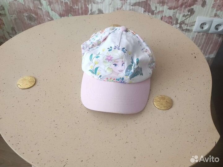 Кепки разные на девочку