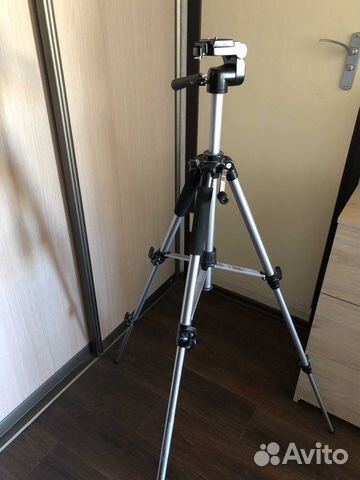 Штатив для фотоаппарата
