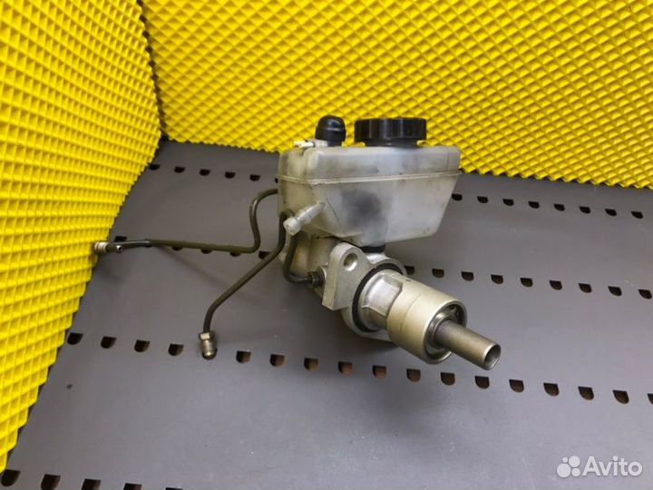 Главный тормозной цилиндр Mercedes-Benz S-Class