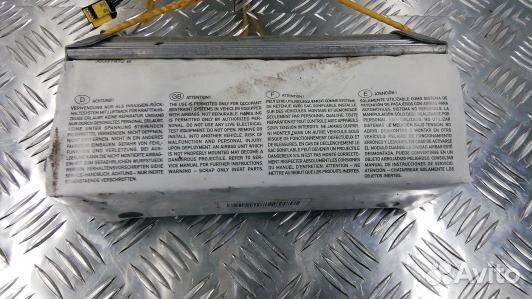 Подушка безопасности пассажира BMW X3 E83 (2NS05IU