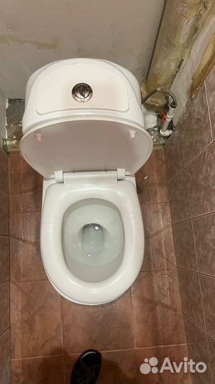 Унитаз и бачок бу