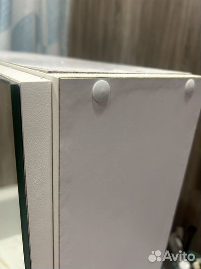 Шкафчик для ванной навесной с зеркалом