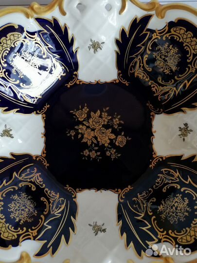 Ваза для фруктов Сухарница на ножках Reichenbach