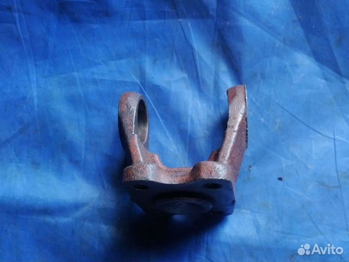 Вилка кардана полуоси ведущая луаз