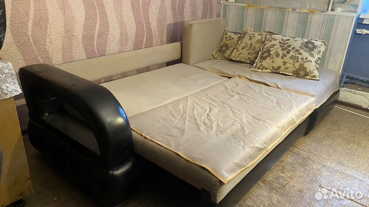 Угловой диван