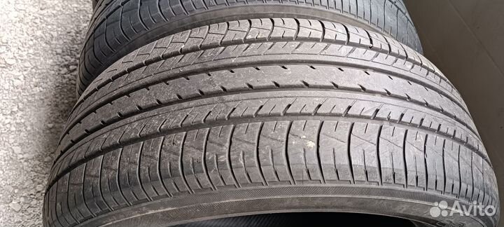 Yokohama BluEarth E70 215/55 R17 94V