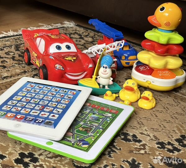 Развивающие игрушки пакетом