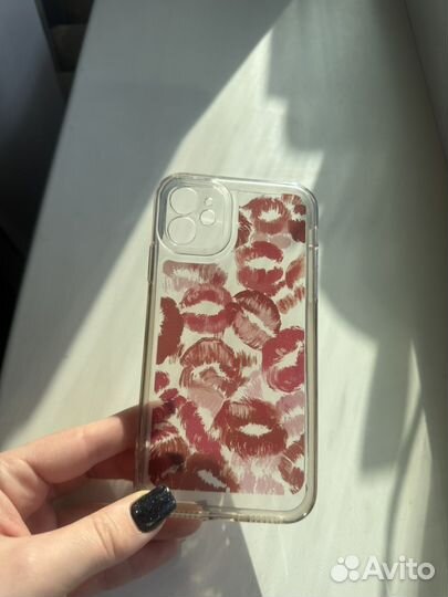 Чехол на iPhone 11