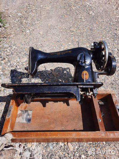 Ручная швейная машина бу