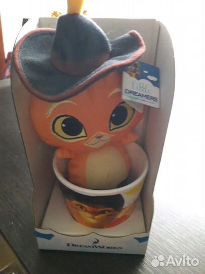 Новая игрушка в кружке - кот в сапогах