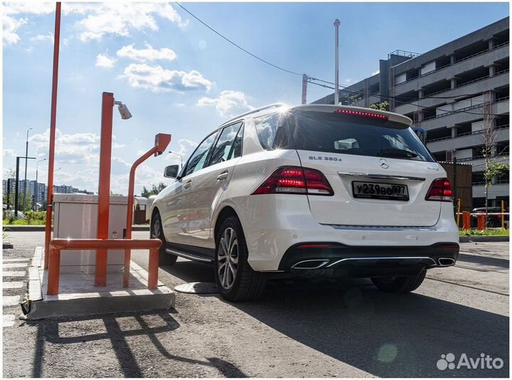 Автоматизированная платная парковка \ Шлагбаум