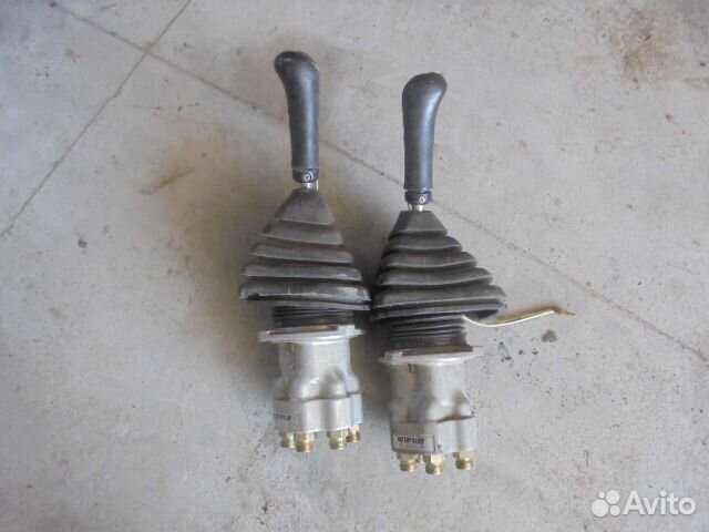 297-0529 CAT Джойстик caterpillar 330 DL