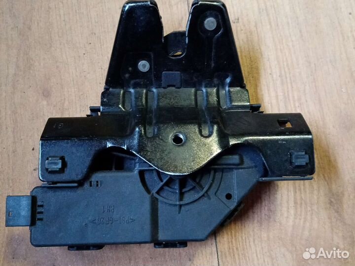 Замок багажника BMW 3 E46