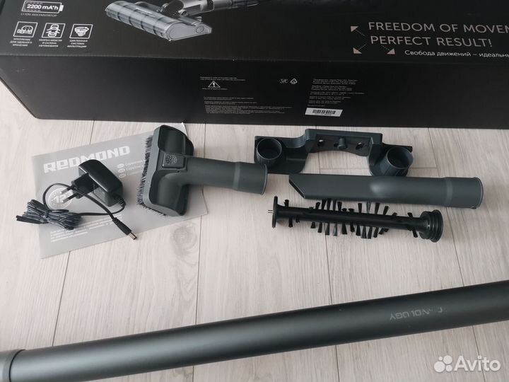 Беспроводной пылесос redmond