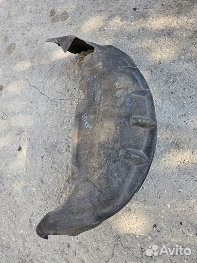 Подкрылок Audi Q7